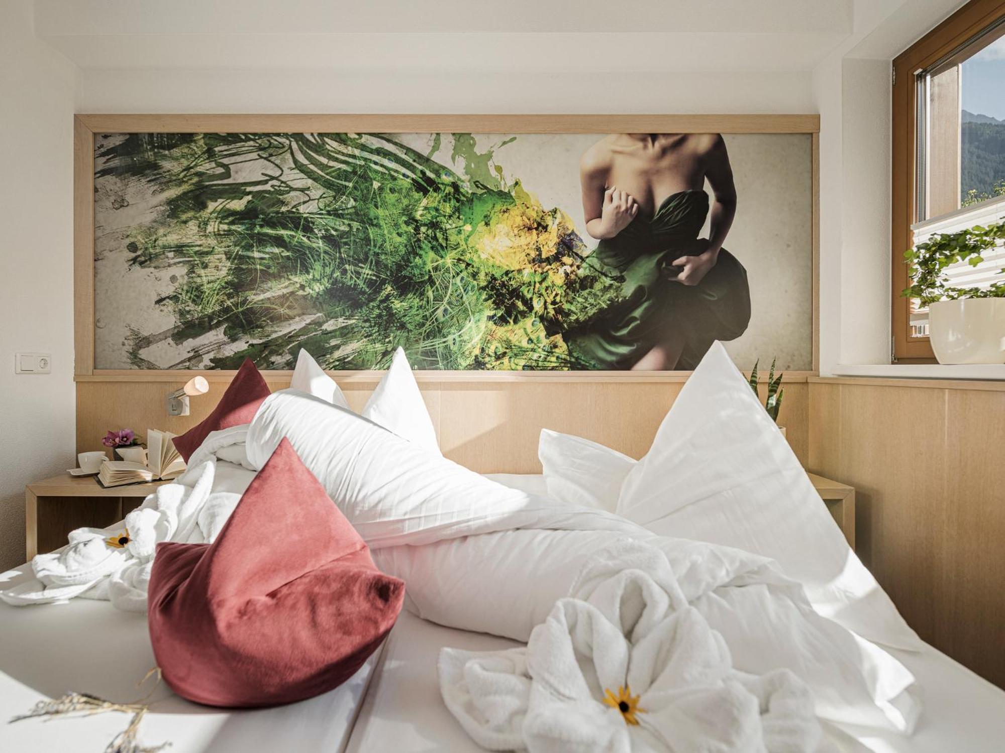 Apart Central - Premium Mountain&Garden Mayrhofen Ruang foto